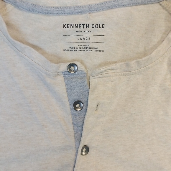 Kenneth Cole S/S 3-Button Tee - Large - Picture 2 of 4